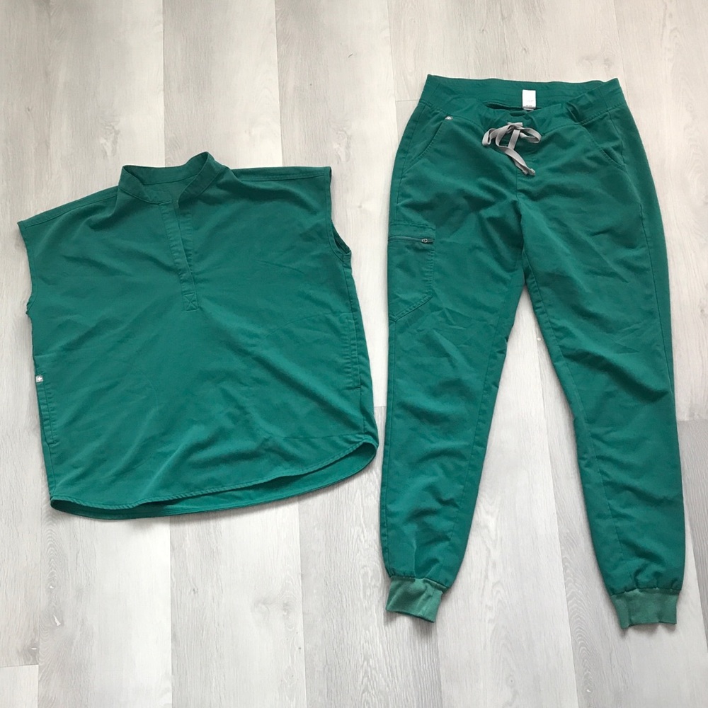 FIGS SCRUB SET GREEN JOGGER PANTS WOMENS MEDIUM
